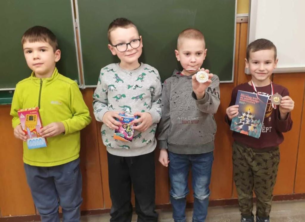 Sukces najmłodszych szachistów z MDK