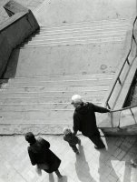 III Nagroda do 15 lat - Robert Gładysz - MDK Białystok - za prace: „Wanna”, „Piłka”, „Na spacer”