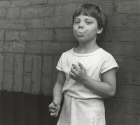 II Nagroda do lat 21 - Zbigniew Woźniak - MDK Białystok - za zestaw „Dzieci przedmieścia”