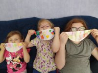7. uśmiechy "od ucha do ucha" Oli, Hani i Ani