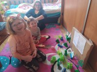 8. Hania,Ola i Ania na wycieczce w ZOO