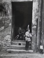 Nagroda miesięcznika FOTO - Michał Wojcieszek, MDK Lublin, za zdjęcia pt. „Wolny czas” i „Tajemnicza dziewczyna”